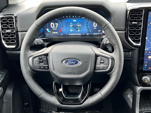 New 2025 Ford Ranger Lariat w/ Black Appearance Package image 29