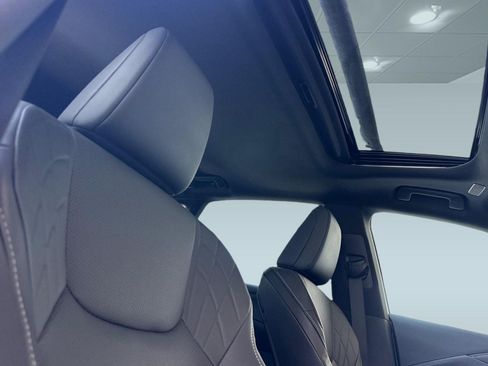 Certified 2025 Lexus RX 350 FWD w/ Accessory Package image 25