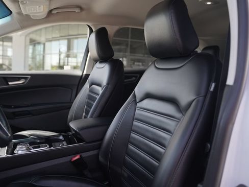 Used 2020 Ford Edge SEL AWD/4WD image 9
