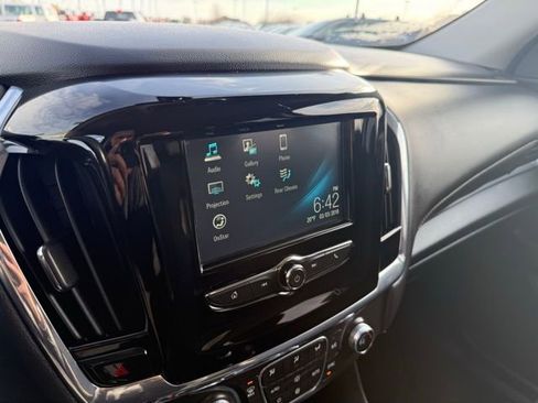 Used 2019 Chevrolet Traverse LT image 26