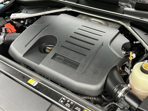 Used 2024 Land Rover Range Rover Sport Dynamic SE image 27