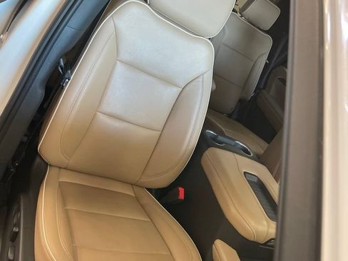Used 2021 Chevrolet Tahoe Premier w/ Premium Package AWD/4WD image 36
