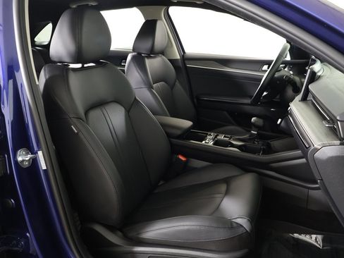 Used 2025 Kia K5 EX image 33