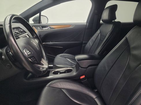 Used 2017 Lincoln MKC Reserve w/ Lincoln MKC Climate Package image 17