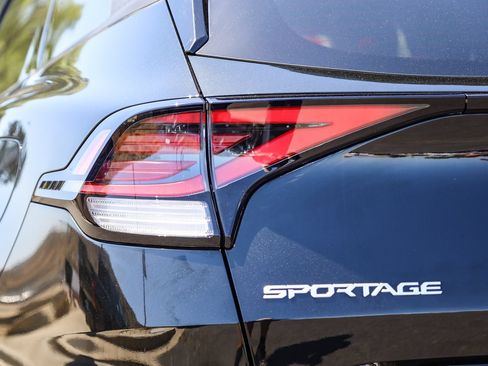 Used 2023 Kia Sportage SX Prestige AWD/4WD image 7