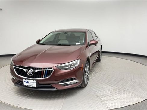 Used 2018 Buick Regal Preferred w/ Driver Confidence Package #1 image 7