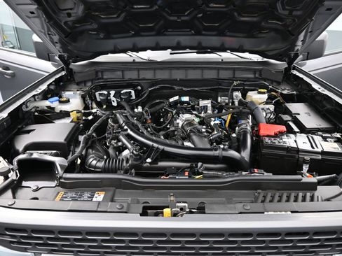 Used 2025 Ford Bronco Badlands image 20