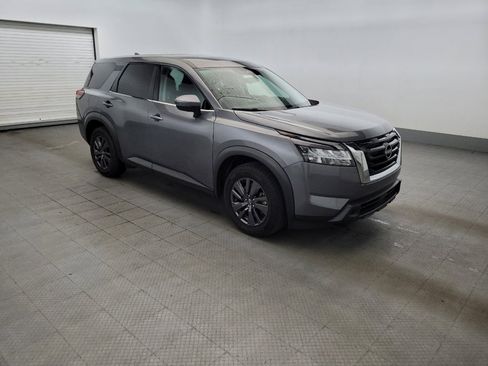 Used 2022 Nissan Pathfinder S AWD/4WD image 11