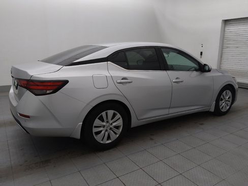 Used 2020 Nissan Sentra S image 10