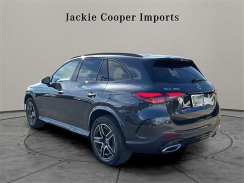 New 2026 Mercedes-Benz GLC 300 4MATIC image 3