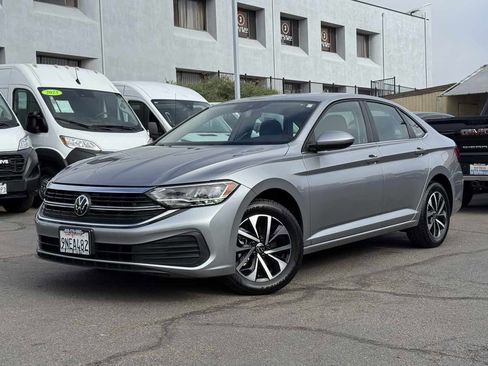 Used 2024 Volkswagen Jetta S FWD image 2