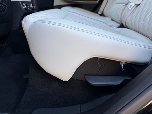 Used 2023 Genesis GV70 3.5T Sport w/ Sport Prestige Package image 17