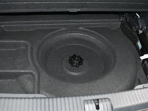 New 2026 Volkswagen Atlas SE image 25