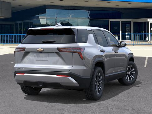 New 2026 Chevrolet Equinox LT image 4