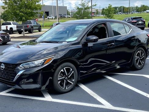 Used 2024 Nissan Sentra SV FWD image 5