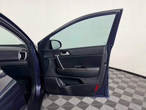 Used 2019 Kia Sportage LX FWD image 34