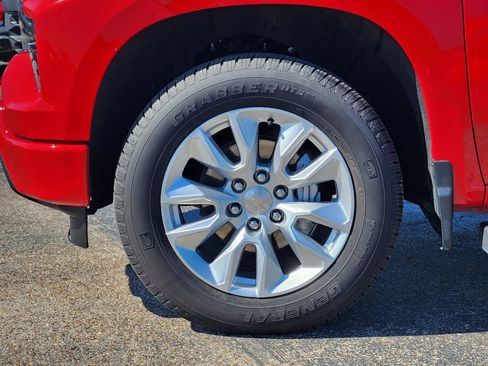 Certified 2023 Chevrolet Silverado 1500 Custom w/ LPO, Dark Essentials Package image 9