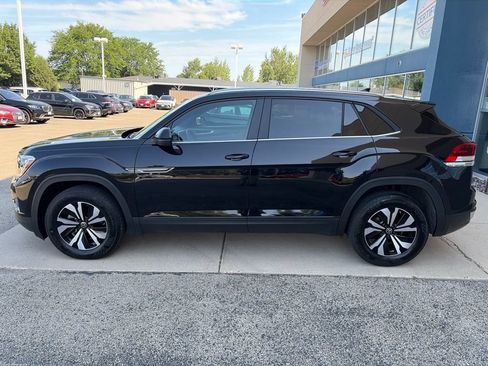 Certified 2026 Volkswagen Atlas Cross Sport SE AWD/4WD image 5
