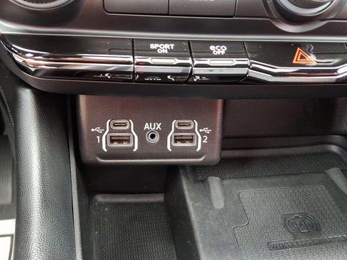Used 2022 Dodge Durango R/T w/ Blacktop Package AWD/4WD image 27