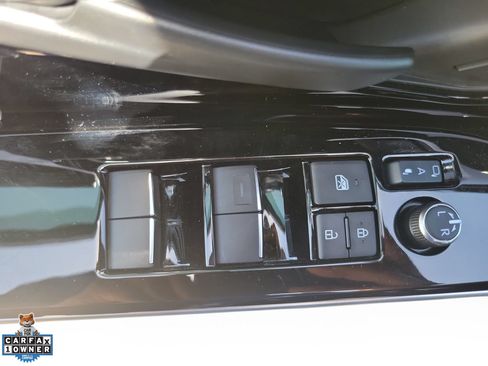 Used 2024 Subaru Solterra AWD/4WD image 16