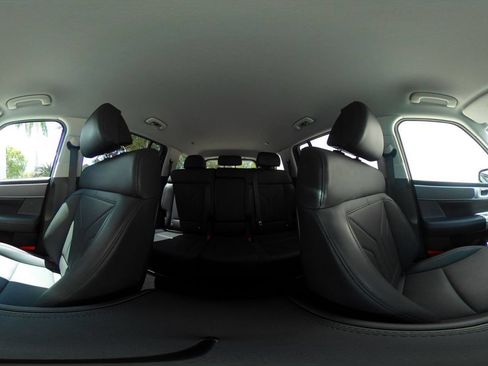 Used 2026 Hyundai Santa Fe SEL FWD image 38