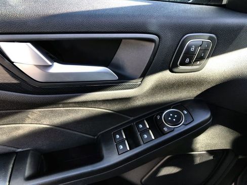 Used 2023 Ford Escape ST-Line Elite image 13