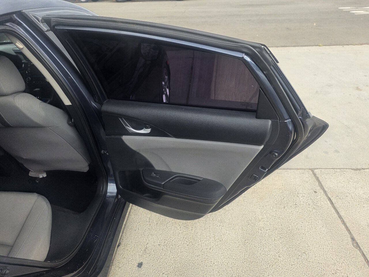 Used 2021 Honda Civic LX image 11