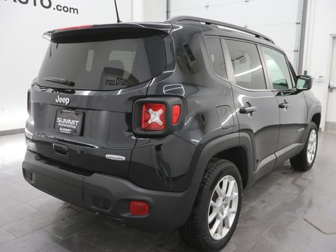 Used 2019 Jeep Renegade Latitude image 5