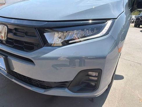 Certified 2025 Honda Odyssey Sport-L image 10