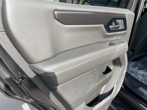 New 2026 GMC Yukon Elevation image 23