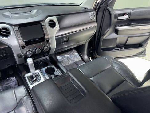 Used 2020 Toyota Tundra SR5 w/ SR5 Leather Package image 21