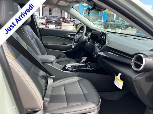 New 2026 Chevrolet Trax ACTIV FWD image 30