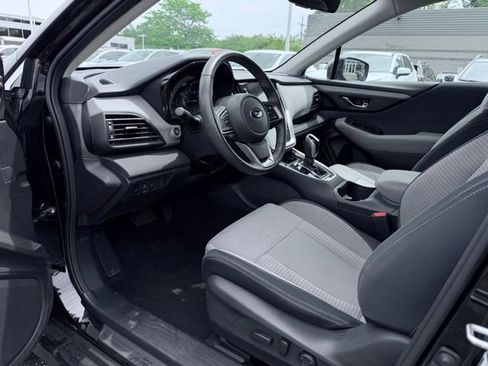 Used 2024 Subaru Outback Premium AWD/4WD image 15