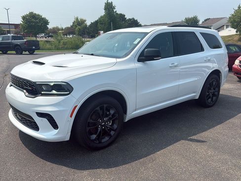 Used 2025 Dodge Durango GT AWD/4WD image 2