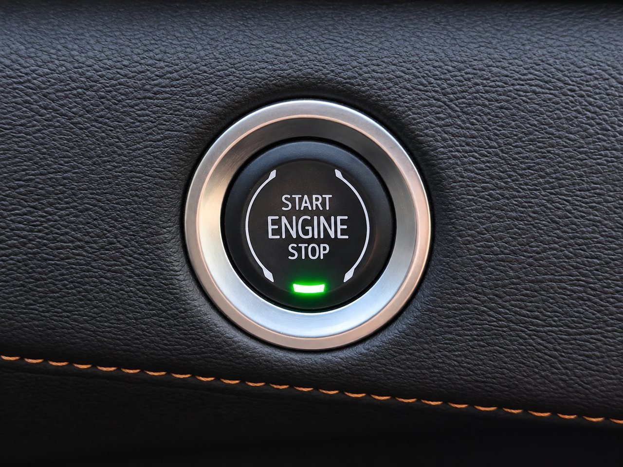 Used 2021 Cadillac Escalade ESV Premium Luxury w/ LPO, Illumination Package AWD/4WD image 22