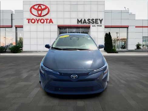 Used 2024 Toyota Corolla LE FWD image 8