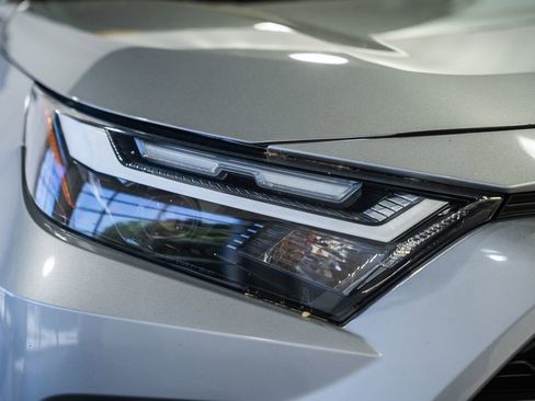 Used 2023 Toyota RAV4 XLE w/ Convenience Package AWD/4WD image 12