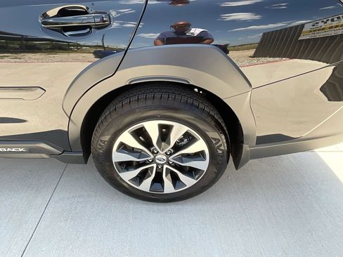 Used 2025 Subaru Outback Limited AWD/4WD image 53