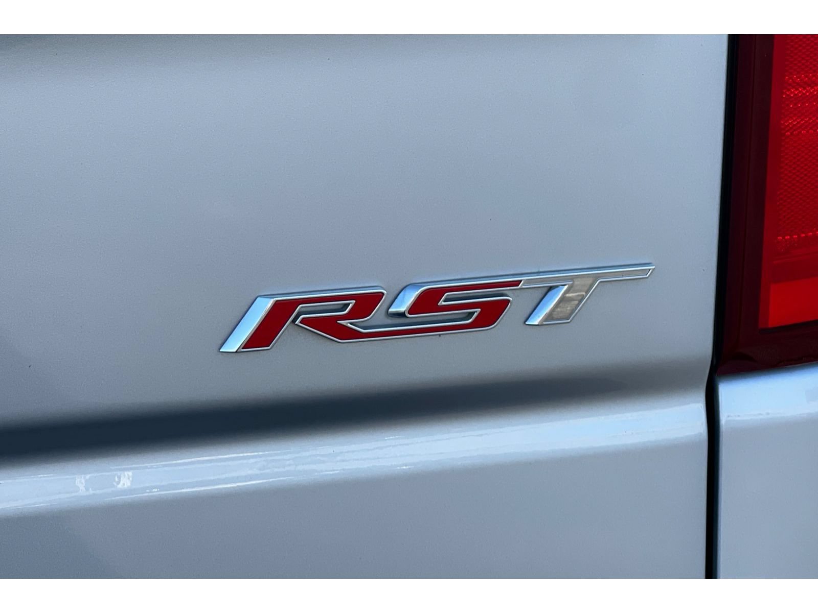 Used 2022 Chevrolet Silverado 1500 RST w/ Safety Package RWD image 17