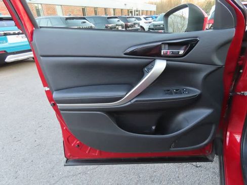 Used 2022 Mitsubishi Eclipse Cross SE image 16