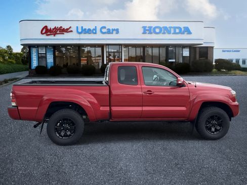Used 2015 Toyota Tacoma 4x4 Access Cab image 6