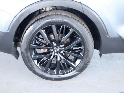 Used 2020 Kia Telluride SX w/ Towing Package FWD image 5