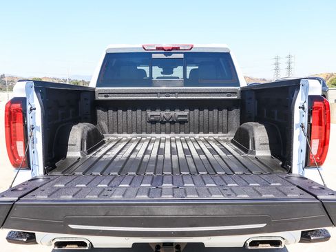 Used 2026 GMC Sierra 1500 Denali AWD/4WD image 27
