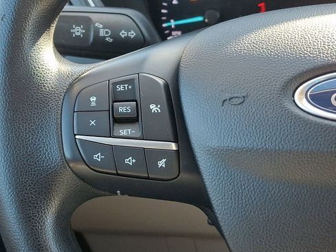 Used 2020 Ford Escape SE image 23