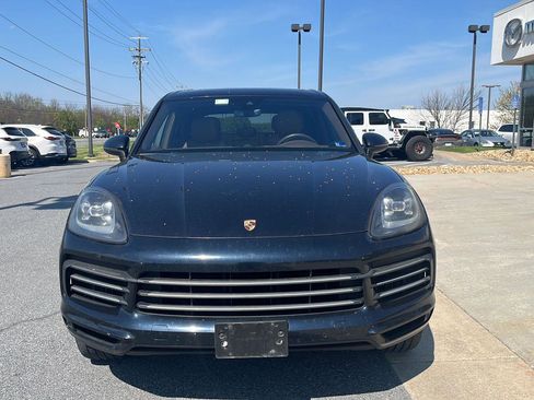 Used 2019 Porsche Cayenne image 2