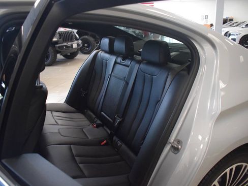 Used 2018 BMW 530i xDrive AWD/4WD image 64
