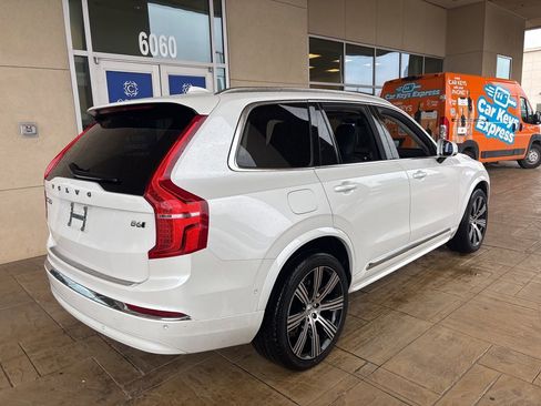 Used 2024 Volvo XC90 B6 Ultimate w/ Protection Package Premier AWD/4WD image 4