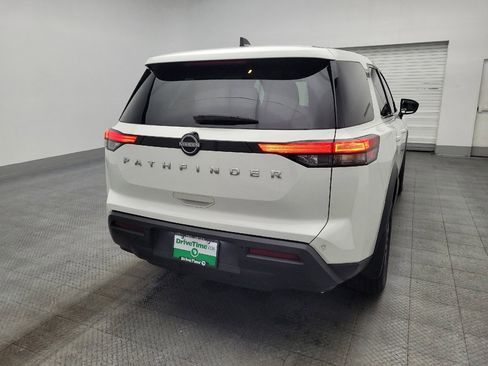 Used 2023 Nissan Pathfinder S image 7