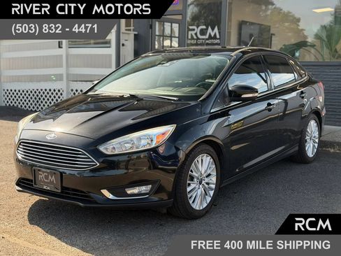 Used 2017 Ford Focus Titanium w/ Titanium Technology Package FWD image 1