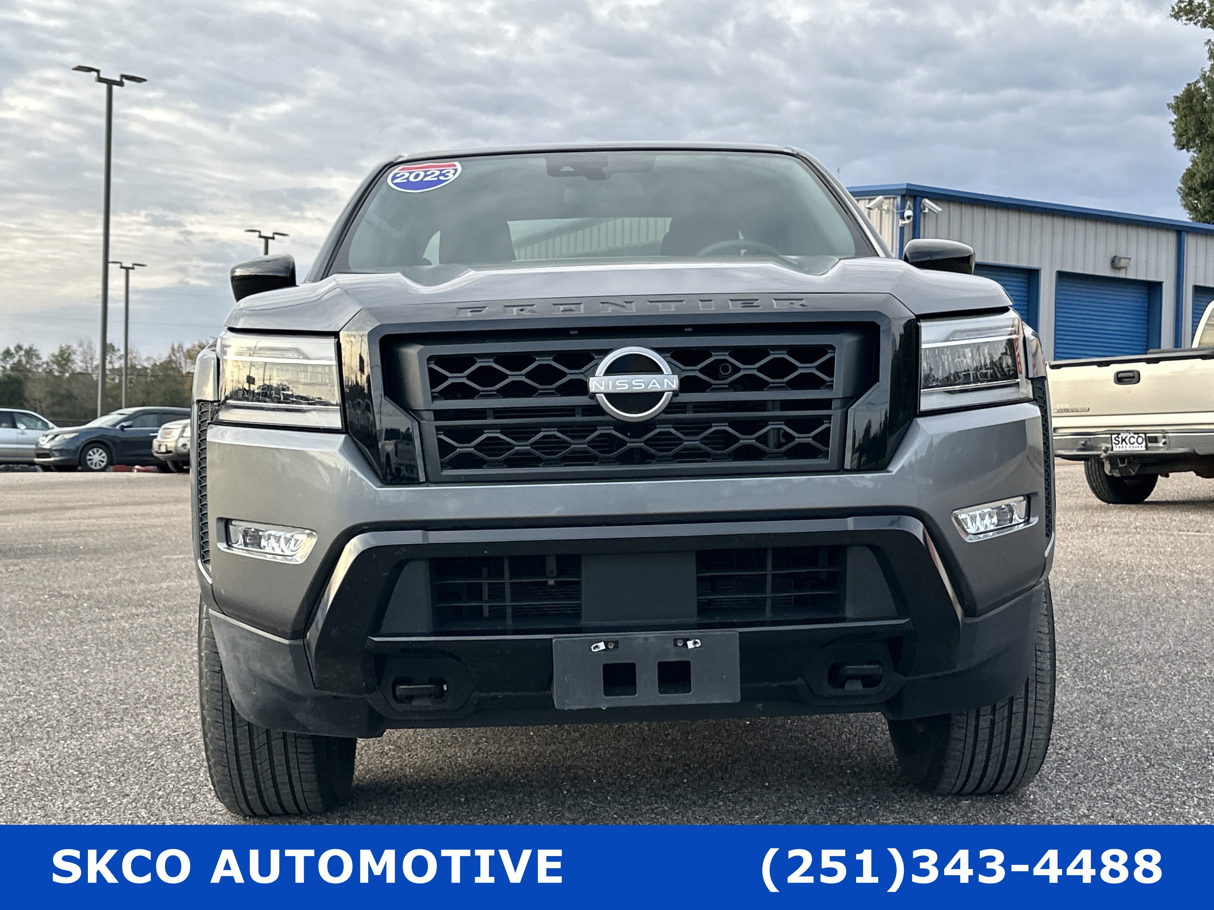 Used 2023 Nissan Frontier SV w/ Midnight Edition Package AWD/4WD image 8